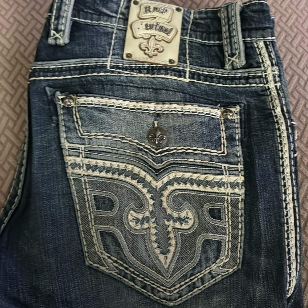 Men’s rock revival stitched denim size 38x34